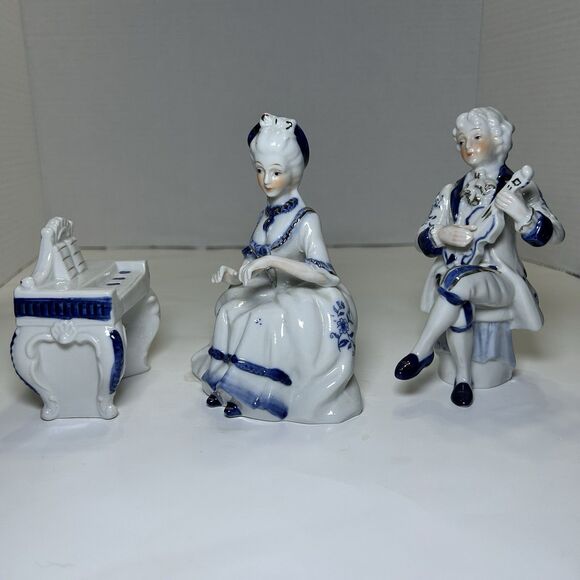 Vintage Victorian/Colonial Couple Playing Music Figurine White/Blue (3 Pc Set) - Picture 1 of 13